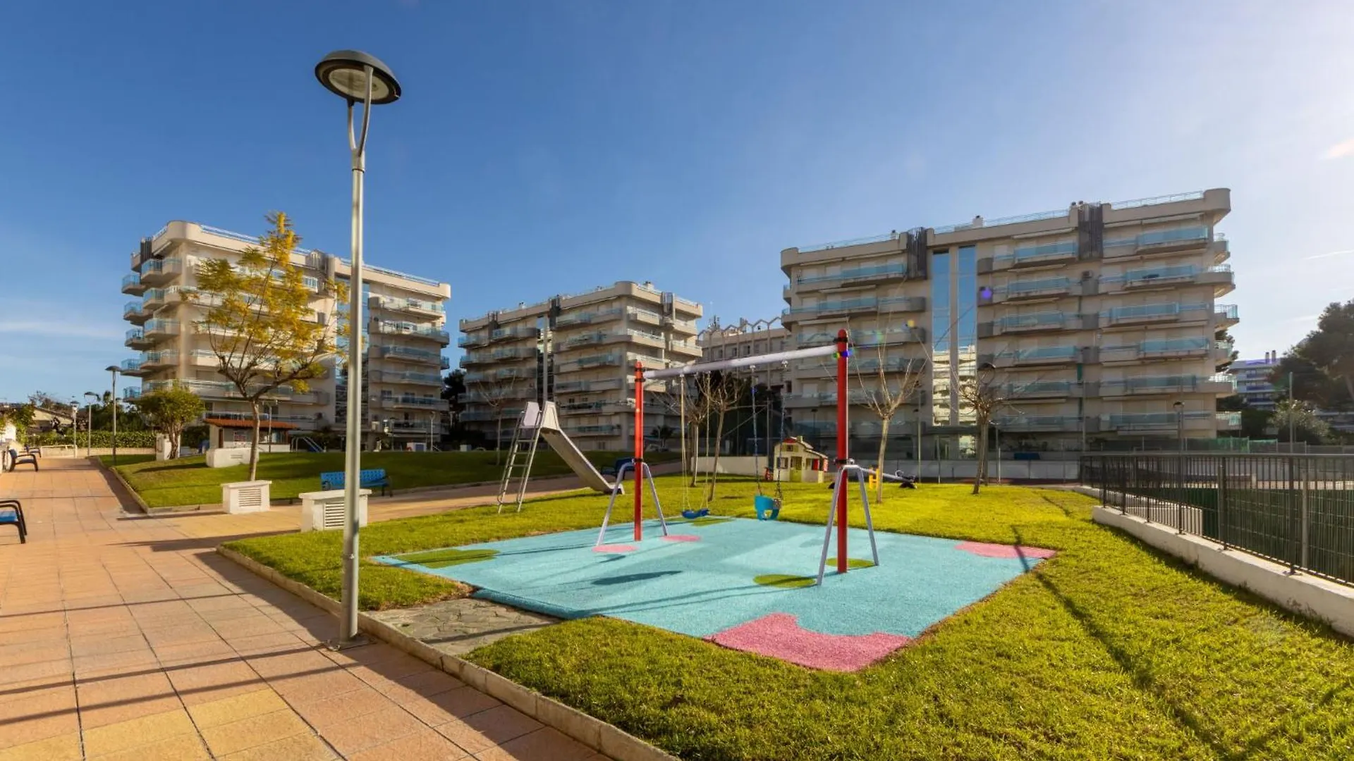 Apartment Larimar By Interhome Salou Spanien