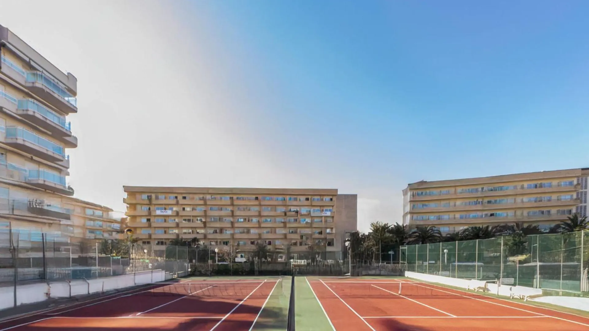 Apartment Larimar By Interhome Salou